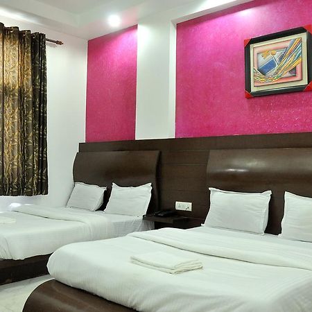 Adb Rooms Hotel Indo Continental New Delhi Eksteriør billede