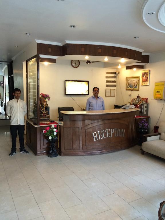 Adb Rooms Hotel Indo Continental New Delhi Eksteriør billede