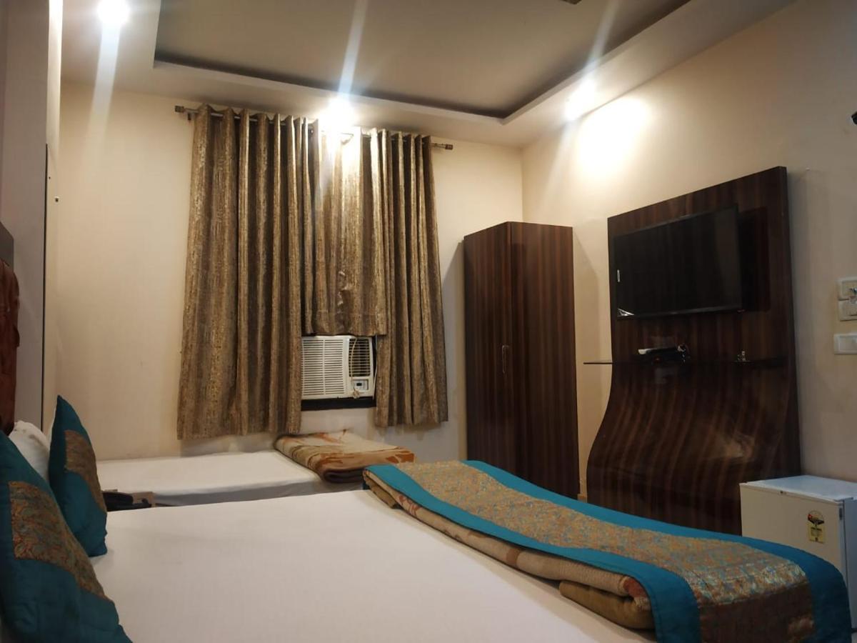 Adb Rooms Hotel Indo Continental New Delhi Eksteriør billede