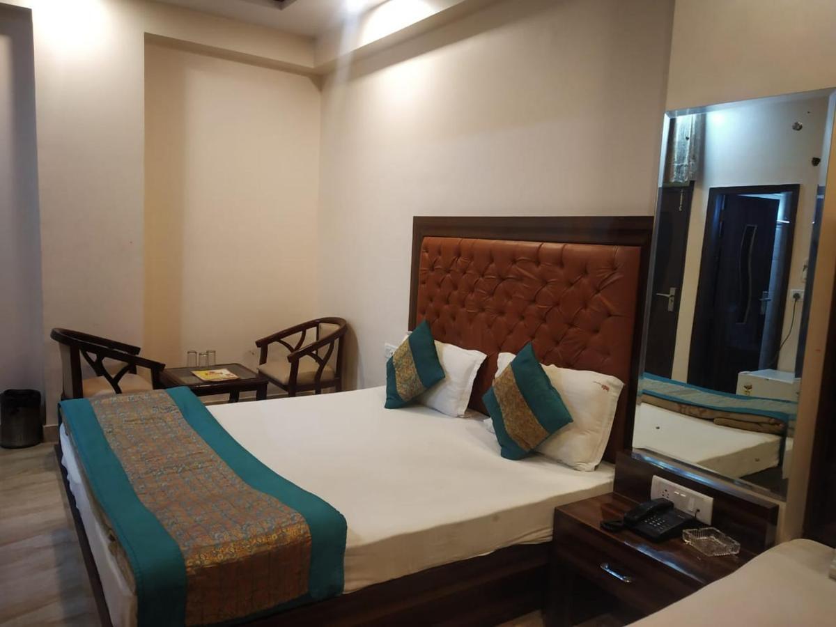 Adb Rooms Hotel Indo Continental New Delhi Eksteriør billede